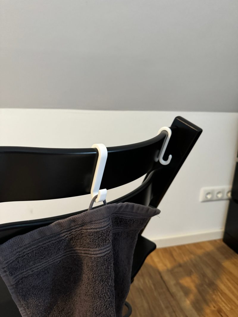 2x Stokke Tripp Trapp Haken Zubehör Hochstuhl – Bild 2